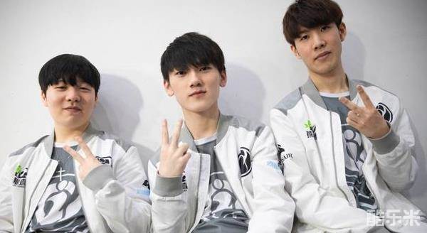 也为足球世 也为足球世