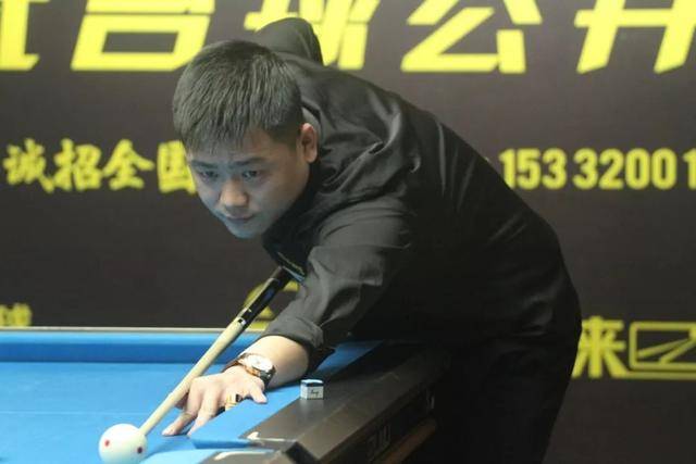 上更倾向于 上更倾向于