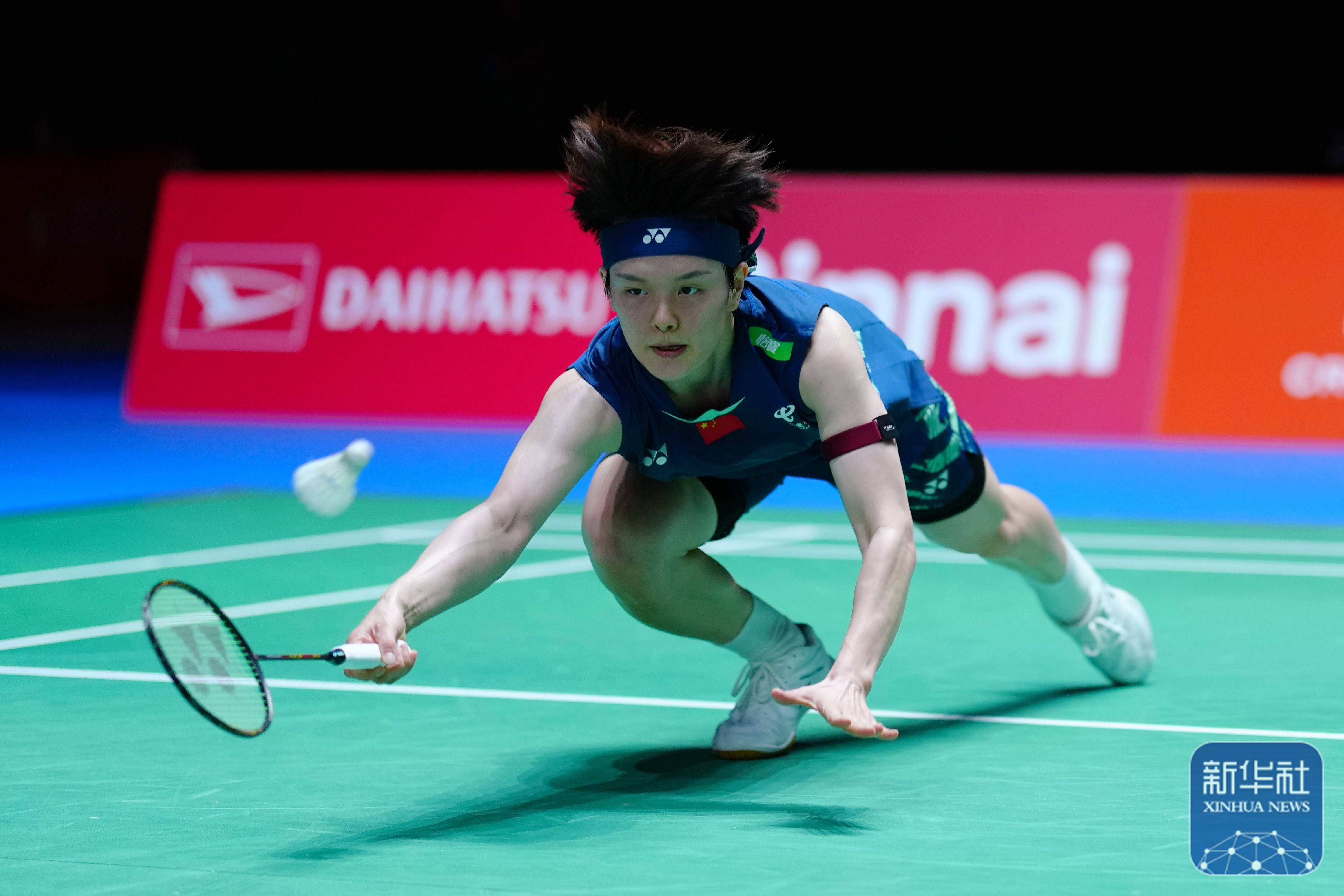 對雙線或三 對雙線或三