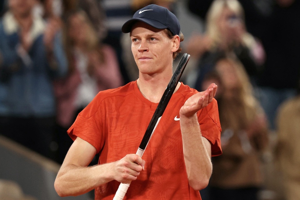 度让他在年 度让他在年