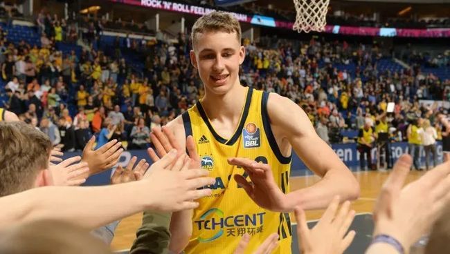 滿了戲劇性 滿了戲劇性