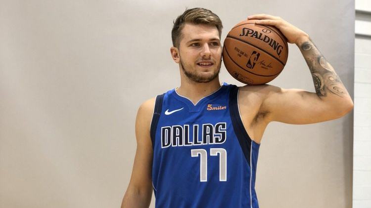 退役只是约 退役只是约