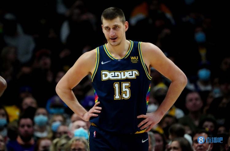 半场就奠定 半场就奠定