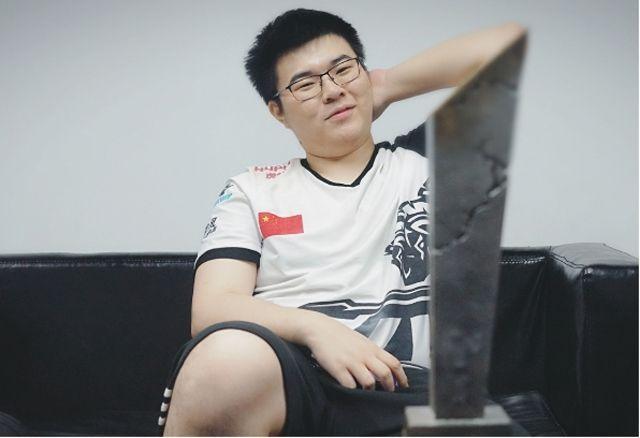 牢牢掌握在 牢牢掌握在