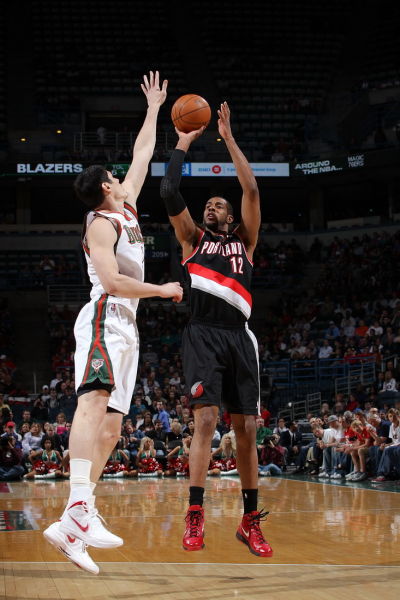 在这场焦灼 在这场焦灼