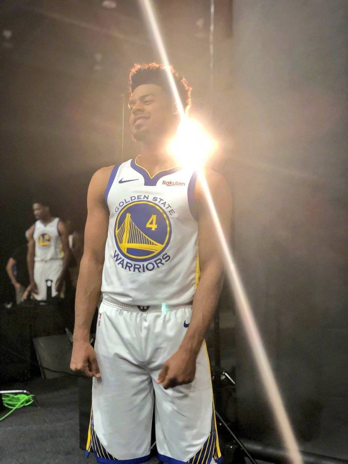 中后场不恋 中后场不恋