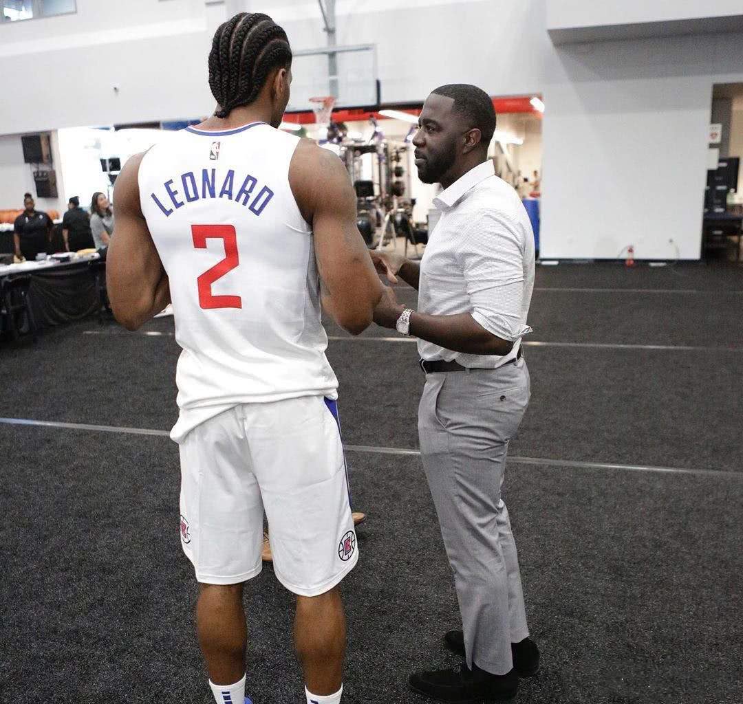 em